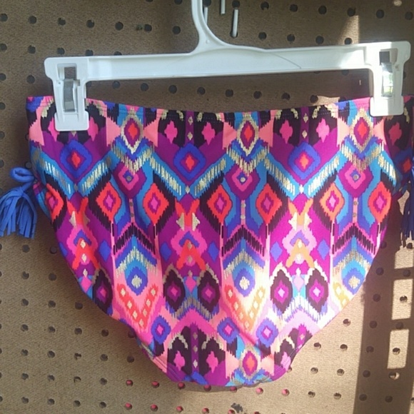 Girls IKAT print two-piece swim suit - Picture 5 of 6
